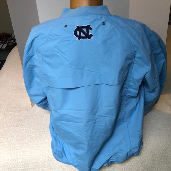 Carolina Blue UNC Windbreaker Pullover - Picture 3 of 5